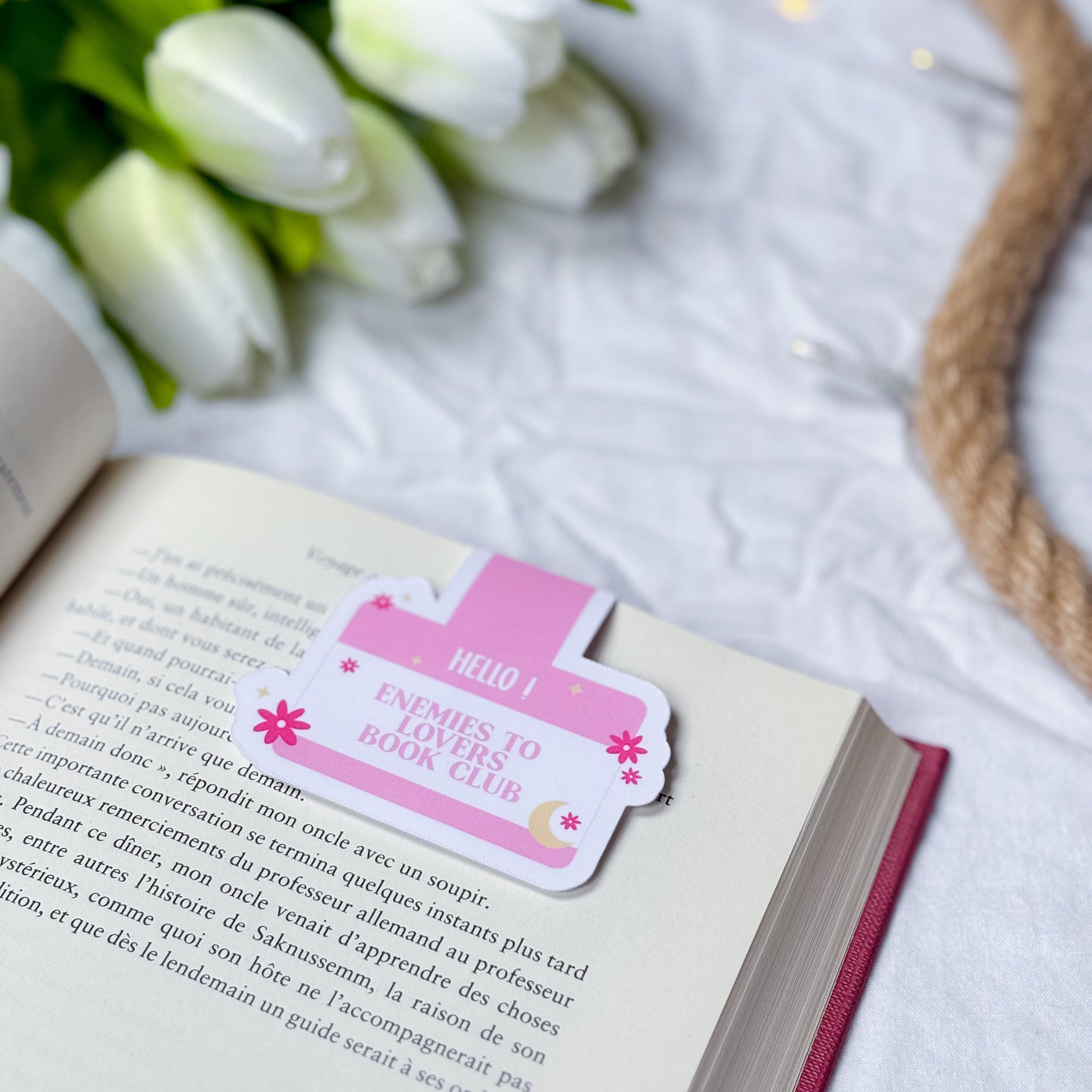 Marque-page magnétique « Enemies to Lovers Book Club »