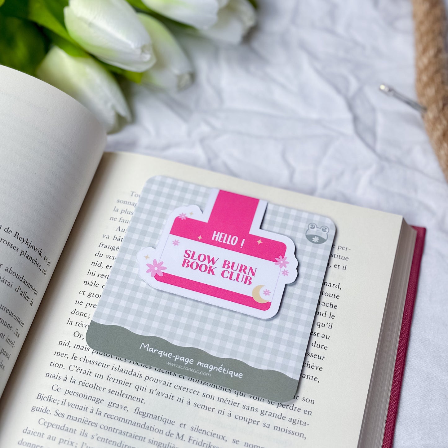 Marque-page magnétique « Slow Burn Book Club »