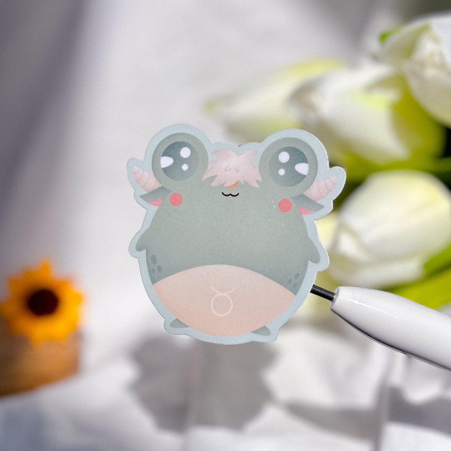 Sticker « Froggy Taureau »